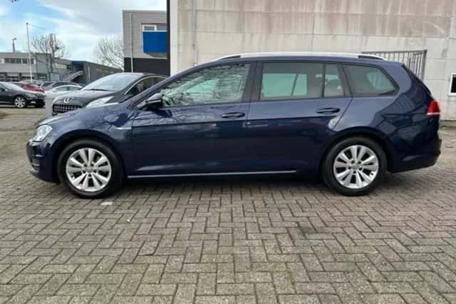 Volkswagen Golf (2016) thumbnail 7