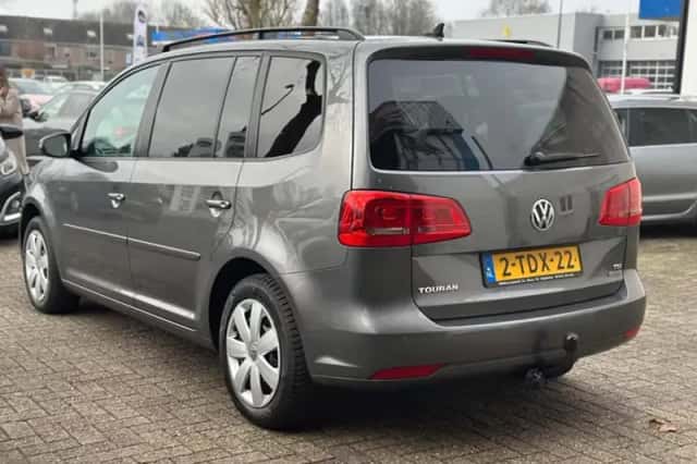 Volkswagen Touran (2014) thumbnail 6