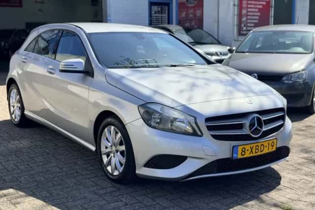 Mercedes-Benz A-Klasse (2013) thumbnail 3