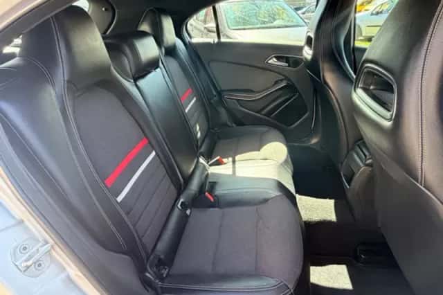 Mercedes-Benz A-Klasse (2013) thumbnail 7