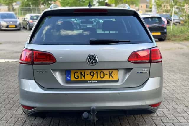 Volkswagen Golf (2015) thumbnail 7