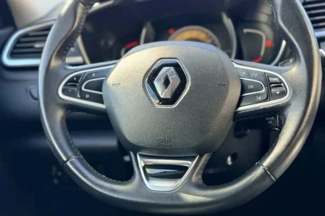 Renault Kadjar (2016) thumbnail 16