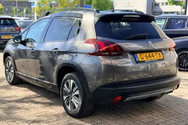 Peugeot 2008 (2019) thumbnail 6