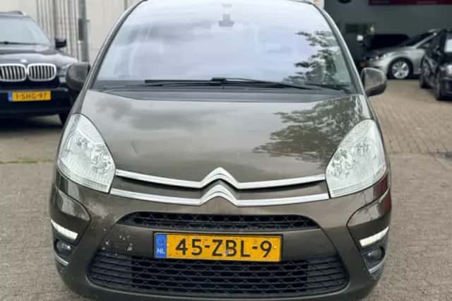 Citroën C4 (2012) thumbnail 2