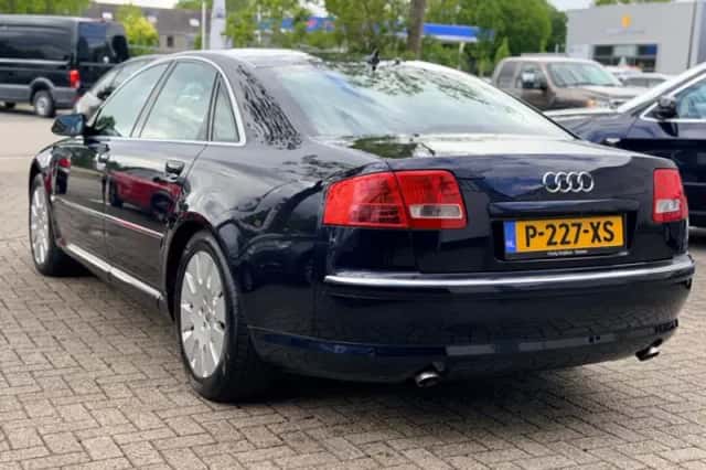 Audi A8 (2006) thumbnail 6