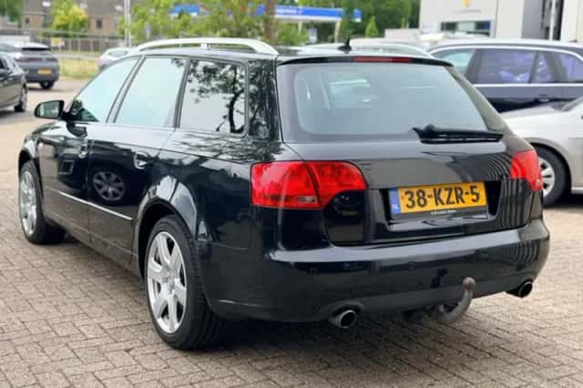 Audi A4 (2006) thumbnail 4