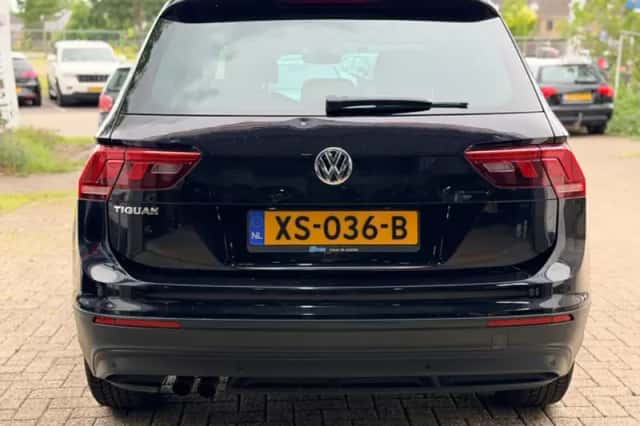 Volkswagen Tiguan (2018) thumbnail 5