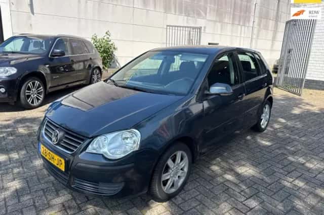 Volkswagen Polo (2006) thumbnail 1