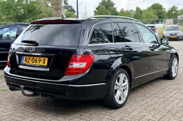Mercedes-Benz C-Klasse (2013) thumbnail 3