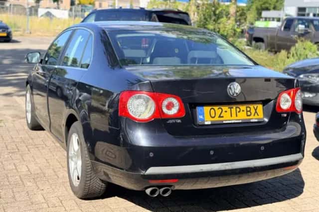 Volkswagen Jetta (2007) thumbnail 5
