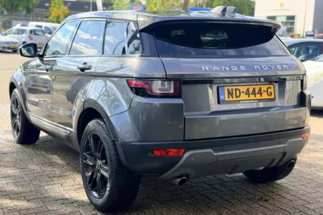 Land Rover Rover (2017) thumbnail 6