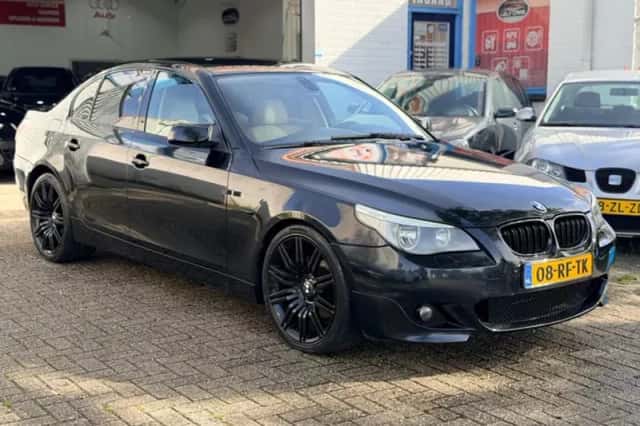 BMW 5-Serie (2005) thumbnail 3