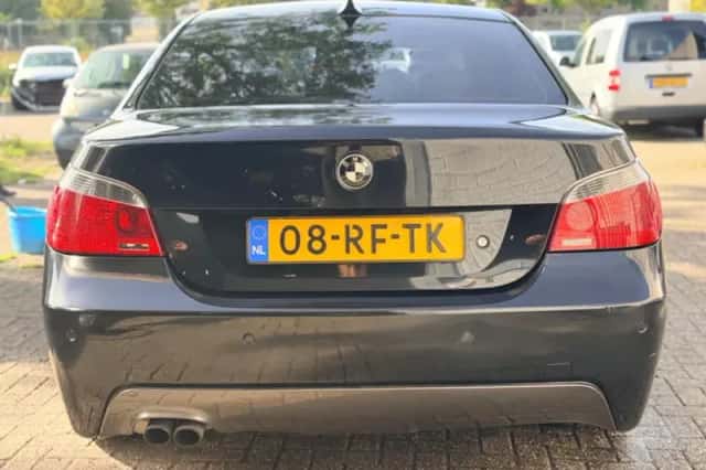 BMW 5-Serie (2005) thumbnail 5