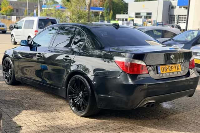 BMW 5-Serie (2005) thumbnail 6
