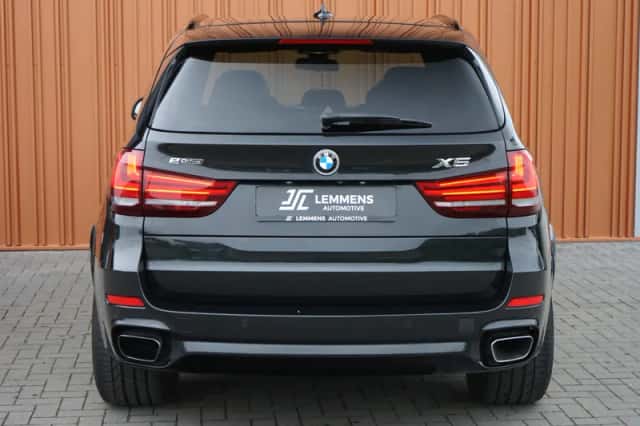 BMW X5 (2015) thumbnail 6