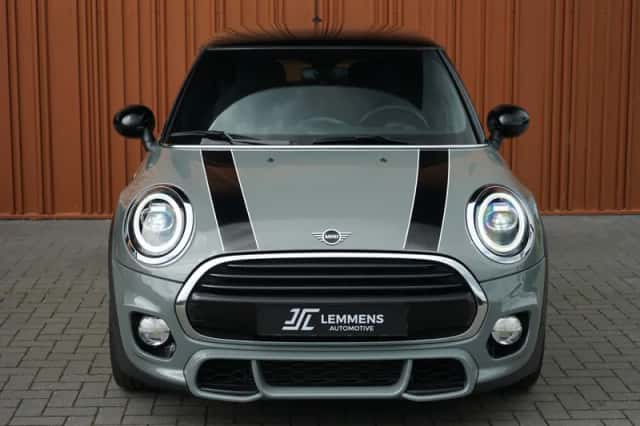 MINI Cooper (2018) thumbnail 4
