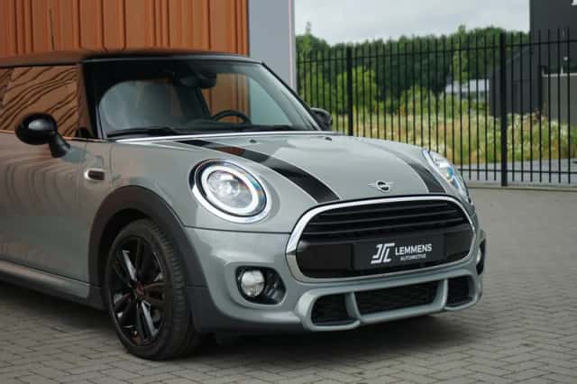 MINI Cooper (2018) thumbnail 6