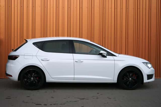 SEAT Leon (2013) thumbnail 3
