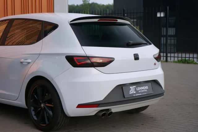 SEAT Leon (2013) thumbnail 6