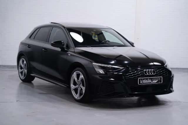 Audi A3 (2021) thumbnail 3