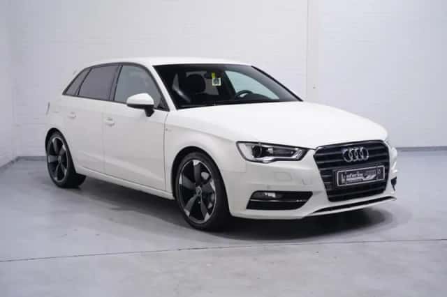 Audi A3 (2014) thumbnail 4