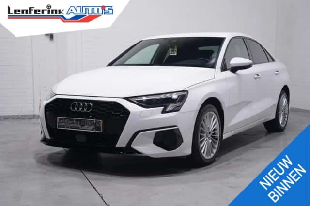 Audi A3 (2022) thumbnail 2
