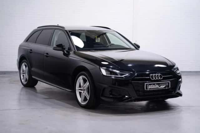 Audi A4 (2023) thumbnail 3