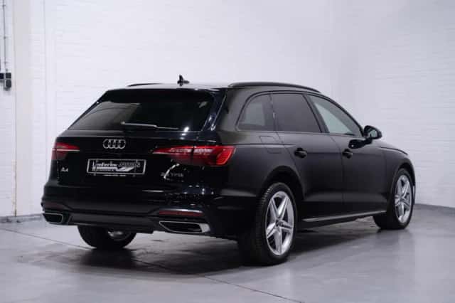 Audi A4 (2023) thumbnail 5