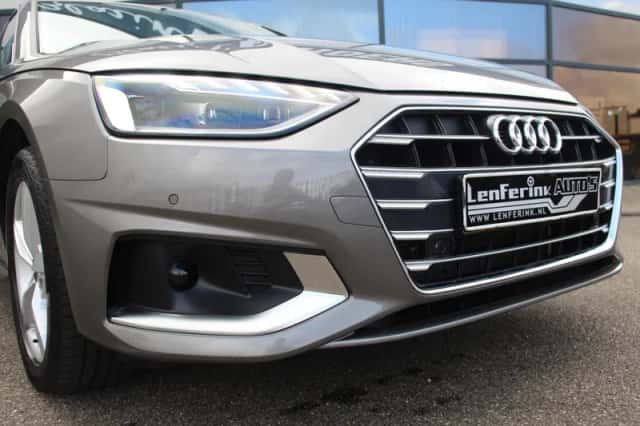 Audi A4 (2020) thumbnail 10