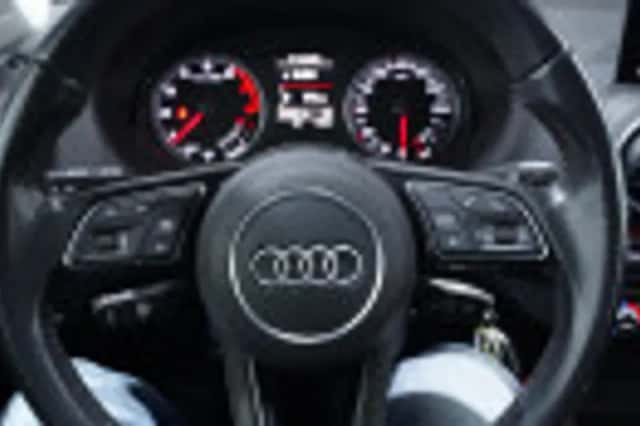 Audi Q2 (2017) thumbnail 59
