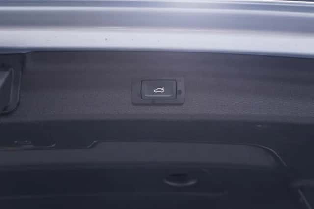 Audi Q3 (2022) thumbnail 103