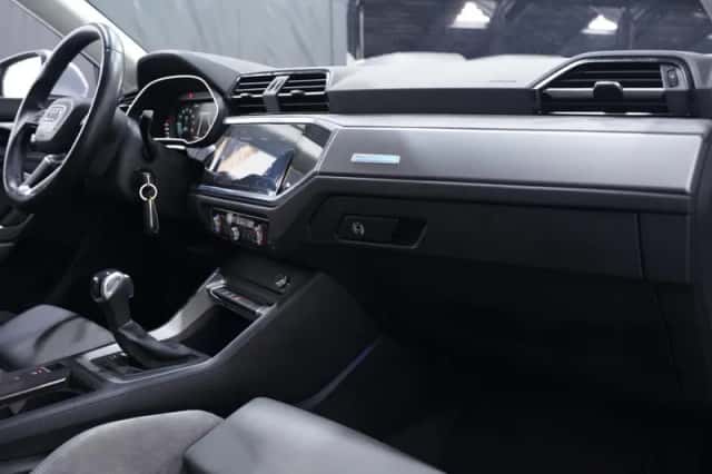 Audi Q3 (2022) thumbnail 123