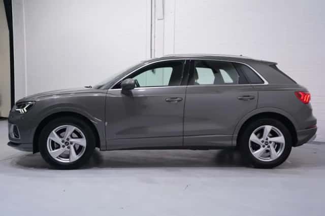 Audi Q3 (2022) thumbnail 103