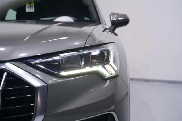 Audi Q3 (2022) thumbnail 12