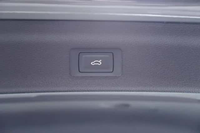 Audi Q3 (2022) thumbnail 117