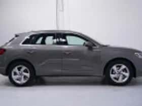 Audi Q3 (2022) thumbnail 58