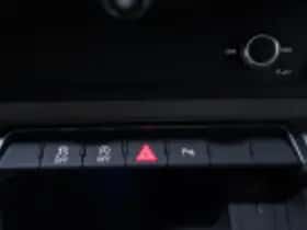 Audi Q3 (2022) thumbnail 80