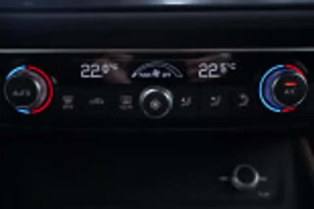 Audi Q3 (2022) thumbnail 81