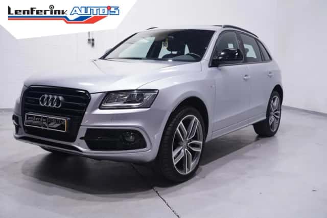 Audi Q5 (2016) thumbnail 2
