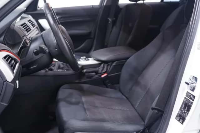 BMW 1-Serie (2012) thumbnail 159