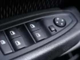 BMW 1-Serie (2012) thumbnail 83