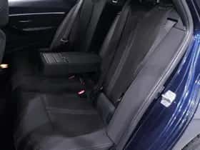 BMW 3-Serie (2016) thumbnail 122