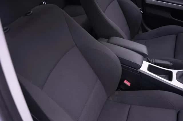 BMW 3-Serie (2011) thumbnail 124