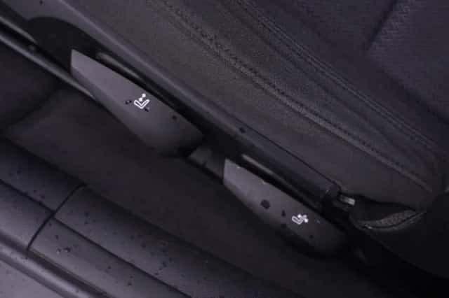 BMW 3-Serie (2011) thumbnail 128