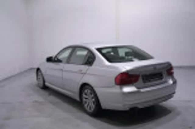 BMW 3-Serie (2011) thumbnail 52