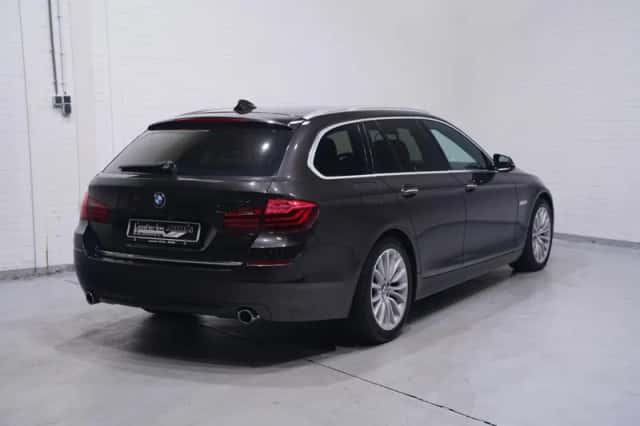 BMW 5-Serie (2014) thumbnail 6