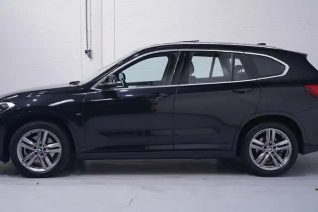 BMW X1 (2021) thumbnail 5