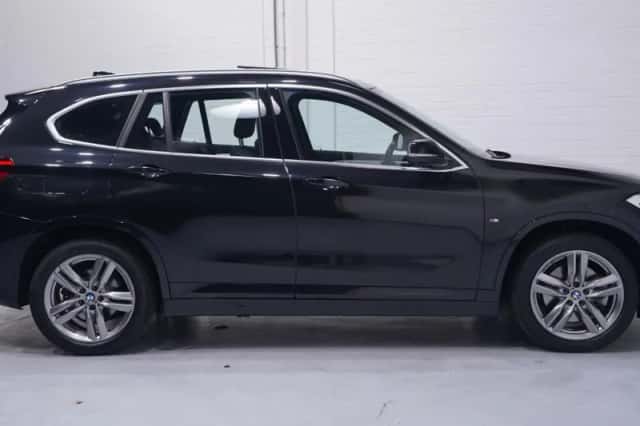 BMW X1 (2021) thumbnail 9