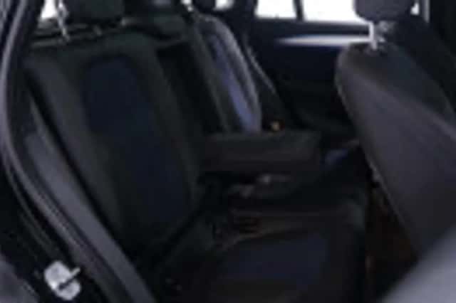 BMW X1 (2021) thumbnail 97