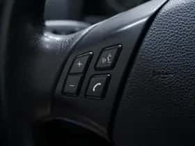 BMW X1 (2010) thumbnail 23